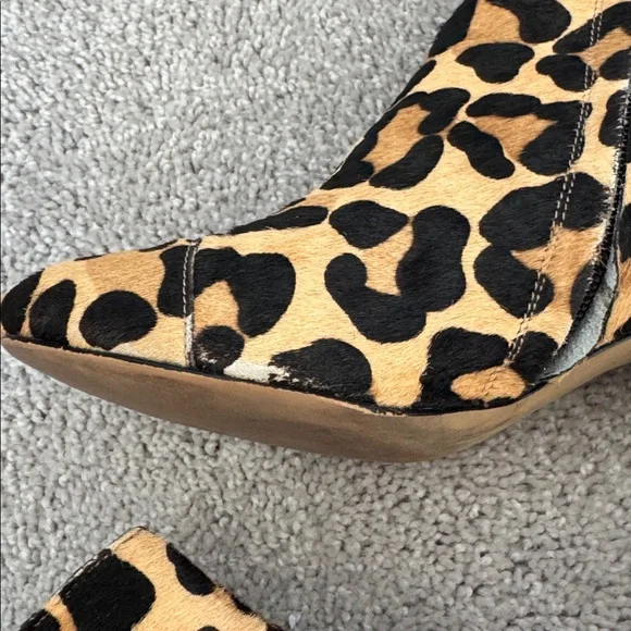 Halogen Calf Hair Leopard Print Ankle Booties - Size 8 - Picture 5 of 7